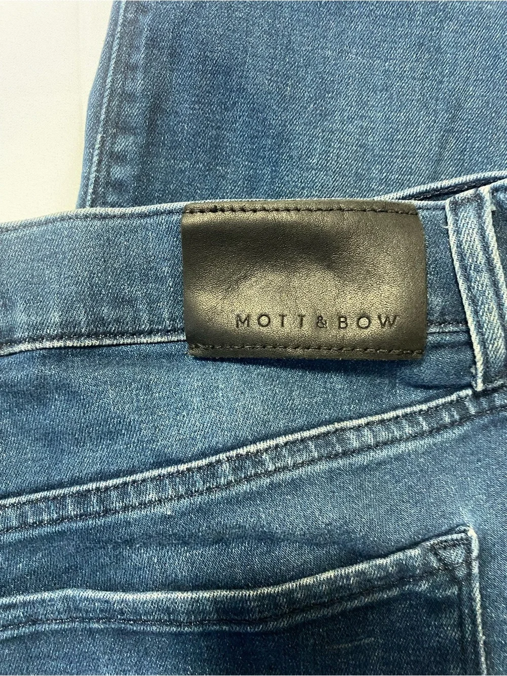 Mott & Bow Men's Straight Jeans in Deep Indigo